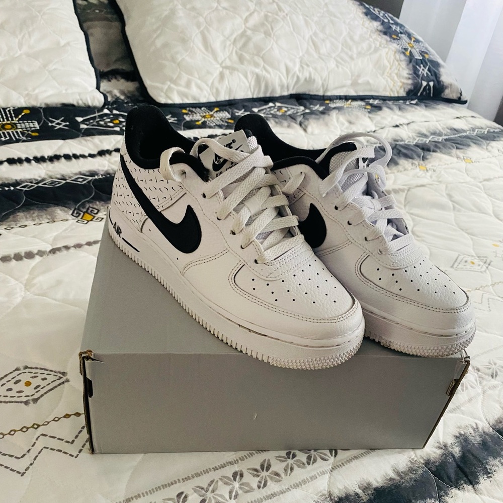 Nike Air Force 1